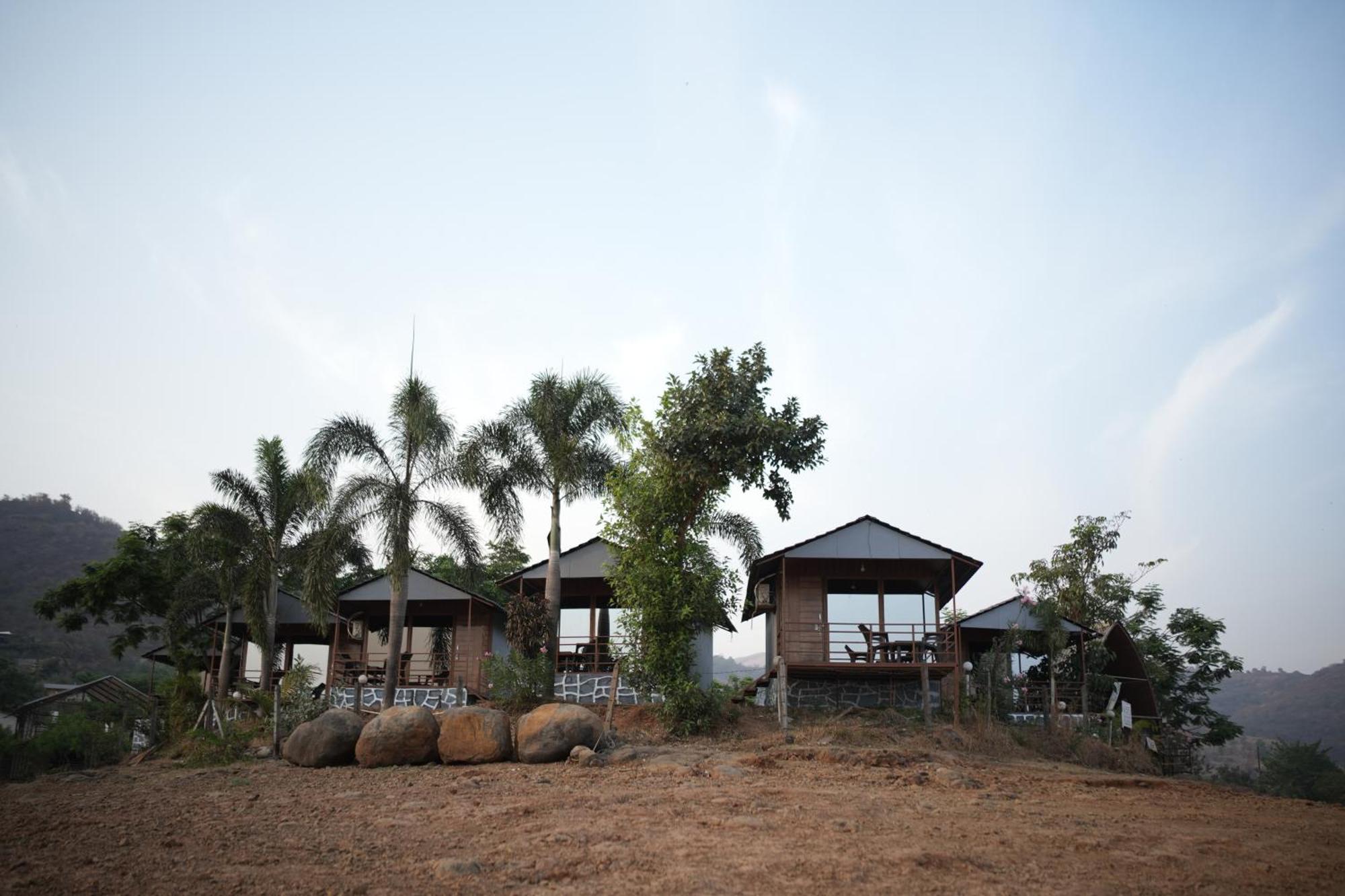 Samadhan Resort And Boating Púna Exteriér fotografie